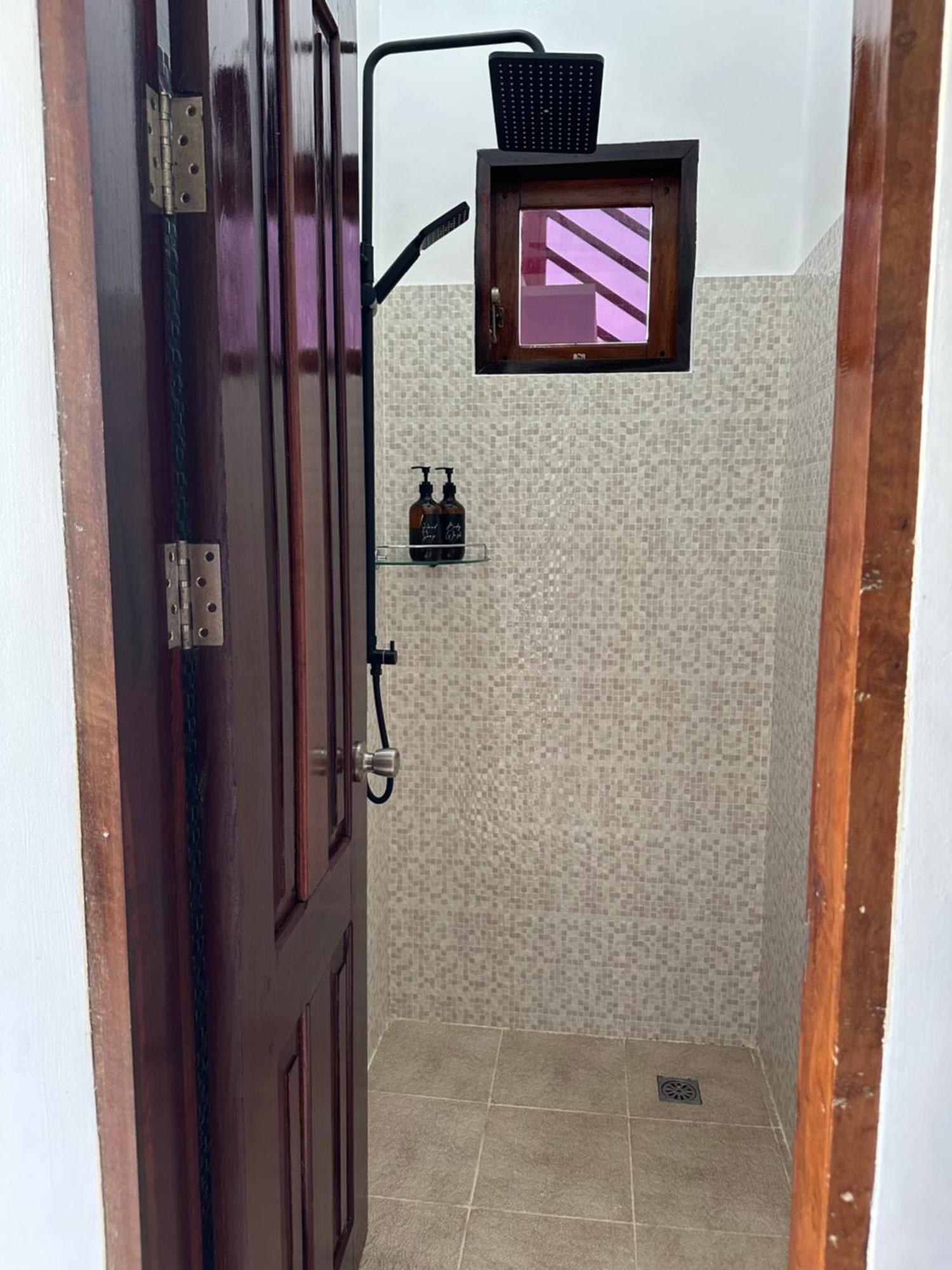 Haven Suites Siargao General Luna  Rum bild